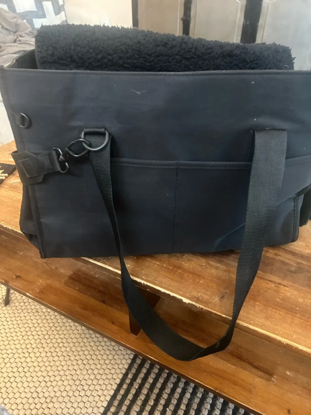 Beis regulation pet carry on bag